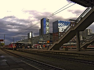 railway-station-65057_640